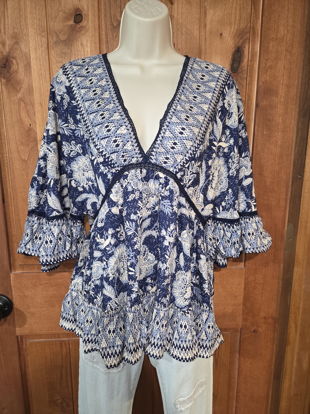 Angie Navy‎ and White Floral V-Neck Peasant Blouse